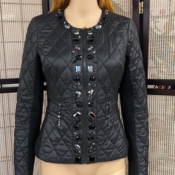 White House Black Market Jackets & Blazers - White House Black Market embellished quilted jacket XS IN EUC